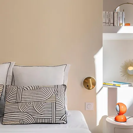 New Vieux A Cote De La Ac ניס